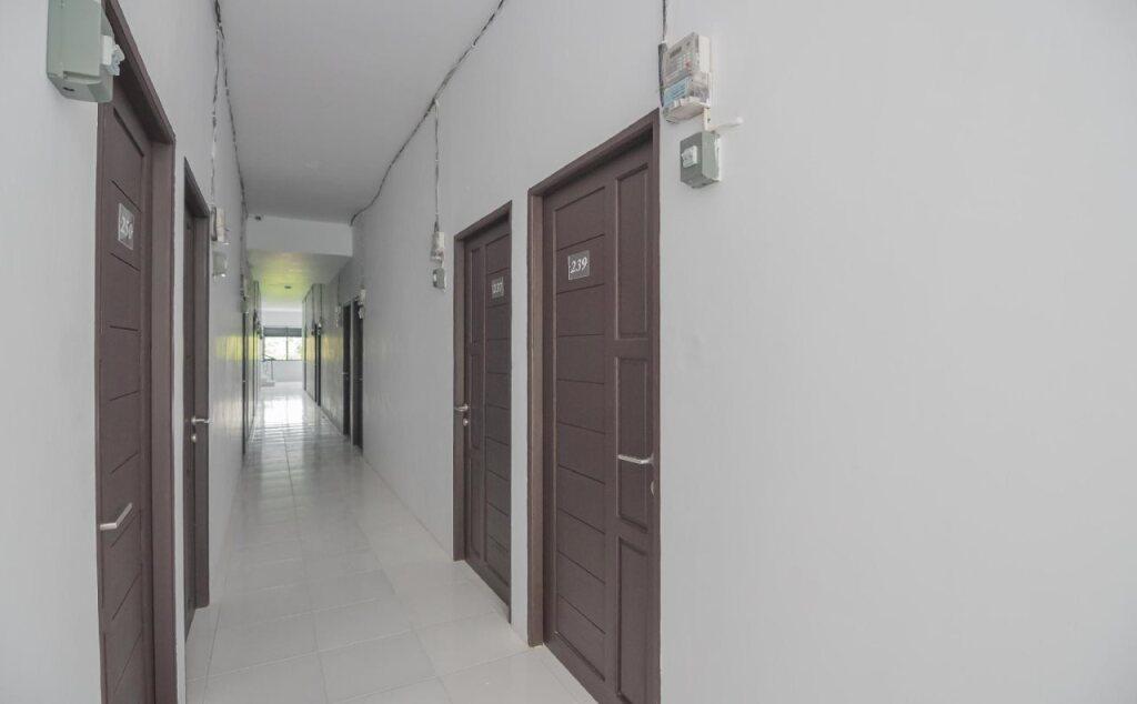 Понтианак: Reddoorz Plus @ Sepakat Dua Street