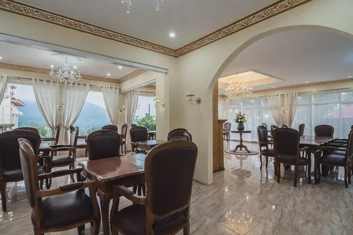 Чипанас: Urbanview Hotel Mon Bel Cibodas by RedDoorz