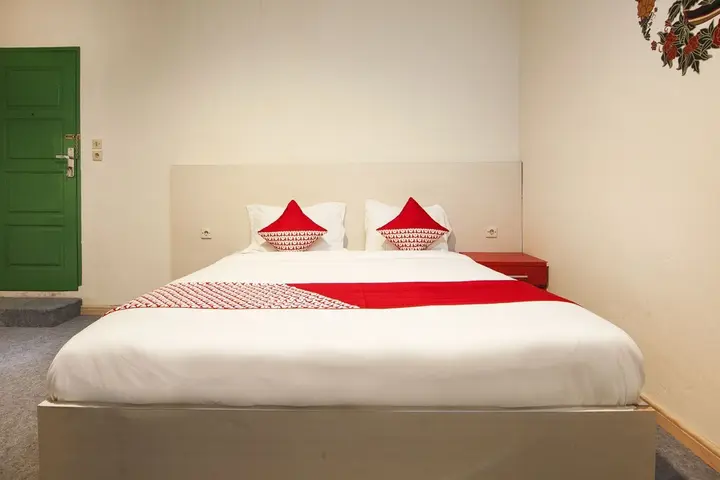 Медан: Hotel Paninda by OYO Rooms