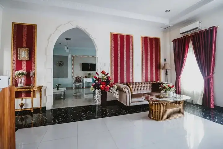 RedDoorz Plus Syariah @ Jalan Brigjend Katamso Medan — фото 2
