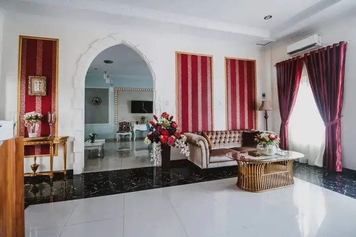 Медан: RedDoorz Plus Syariah @ Jalan Brigjend Katamso Medan