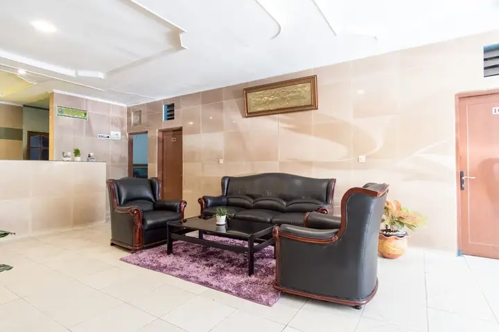 Gentala Hotel by OYO Rooms — фото 2