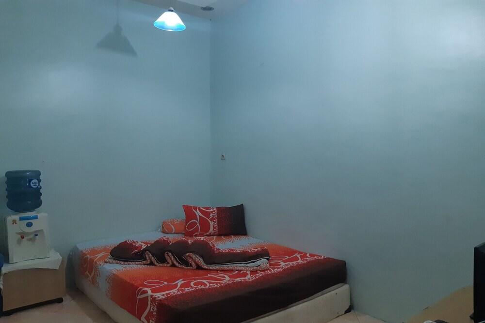 Медан: Baba Home by OYO Rooms