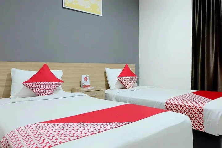 Муара Бунго: Hotel Fayadh by OYO Rooms
