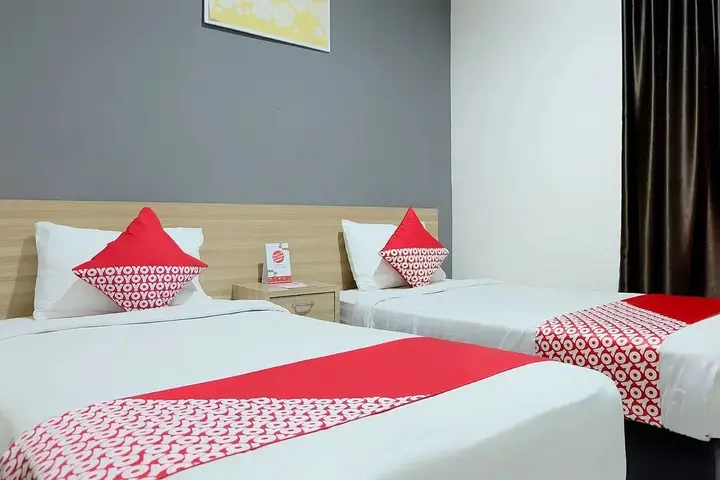Муара Бунго: Hotel Fayadh by OYO Rooms