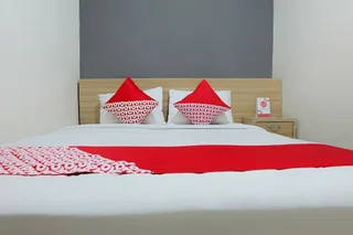 Муара Бунго: Hotel Fayadh by OYO Rooms