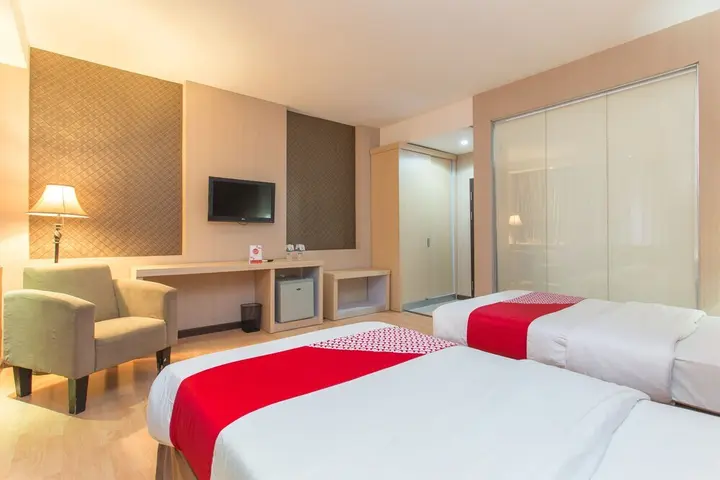 Баликпапан: Hotel Sejati by OYO Rooms