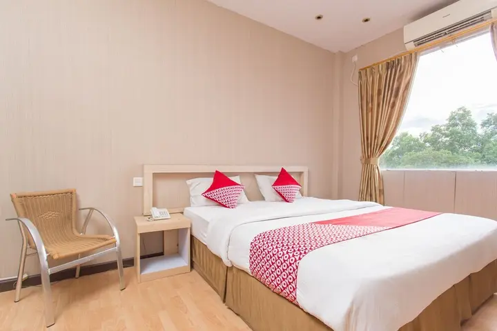 Баликпапан: Hotel Sejati by OYO Rooms