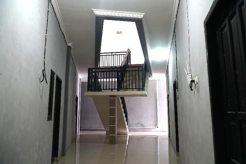 Баликпапан: Pondok Mulia Guest House by OYO Rooms