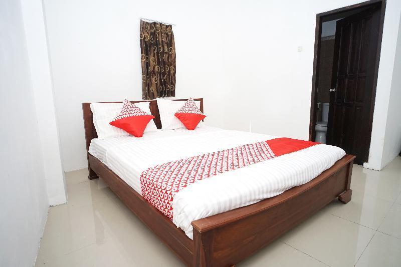 Баликпапан: Pondok Mulia Guest House by OYO Rooms