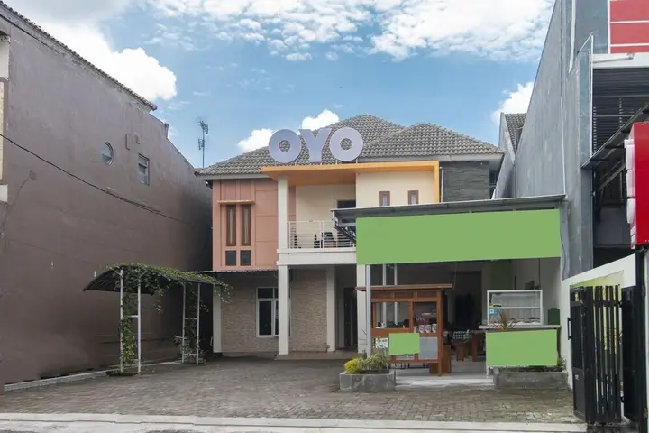 Griya Hanum Syariah by OYO Rooms — фото 1