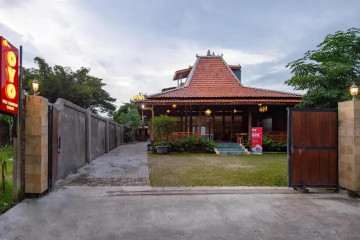 Joglo Manggisan Syariah by Oyo Rooms — фото 5