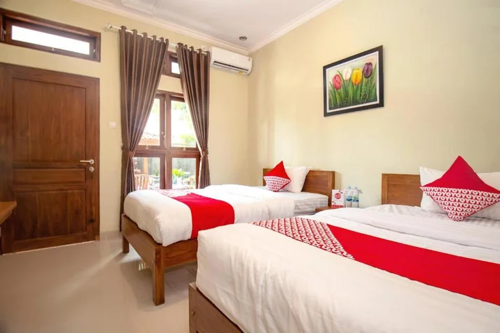 Батуретно: Joglo Manggisan Syariah by Oyo Rooms