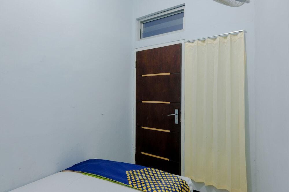 Маланг: Serayu Sumbersari Residence by OYO Rooms