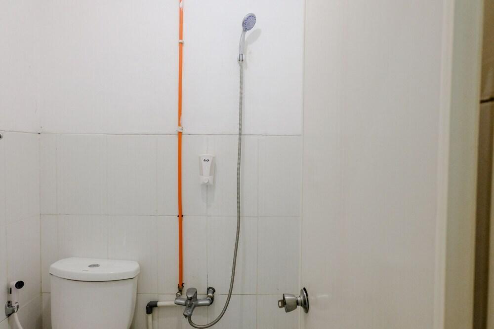 Маланг: Semampir Residence by OYO Rooms