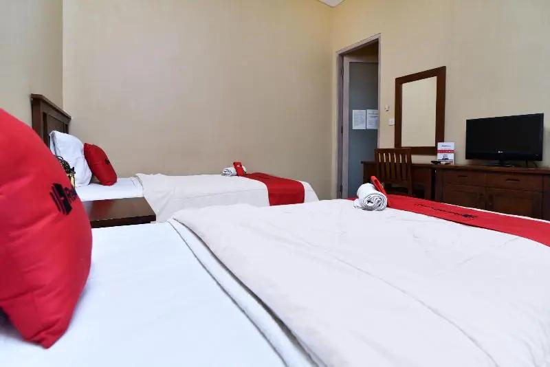 D'joemah Nadja Homestay by RedDoorz — фото 1