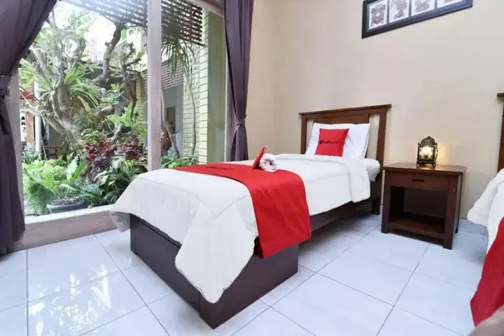 D'joemah Nadja Homestay by RedDoorz — фото 4