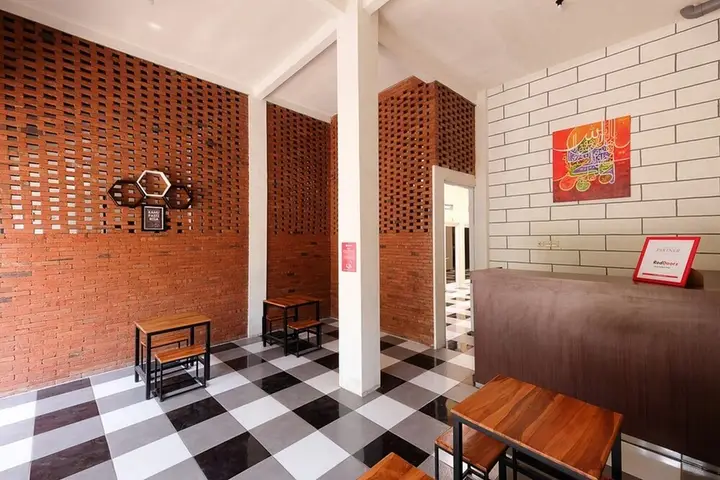 Mie Lombok by RedDoorz — фото 2