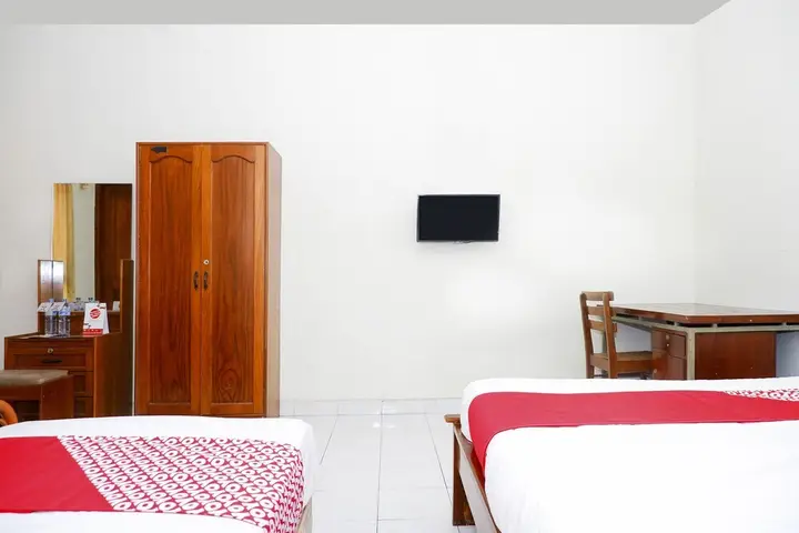 Hotel Pura Puspa Rosa by OYO Rooms — фото 1