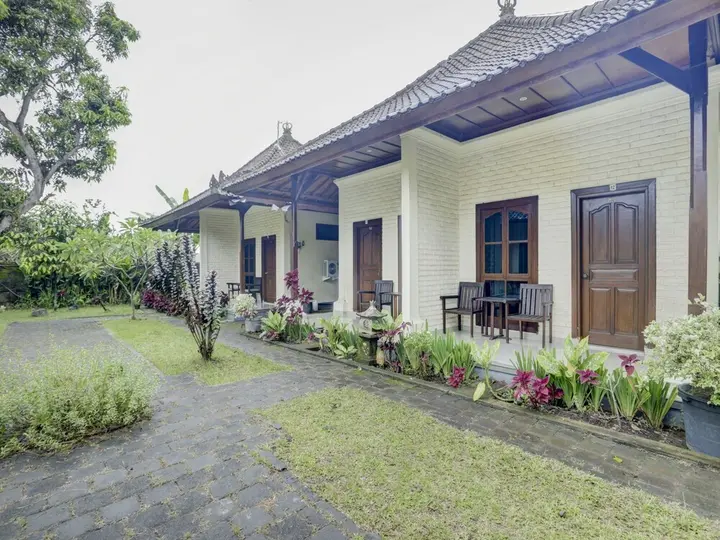 Табанан: Hotel Astiti Graha Tanah Lot by OYO Rooms