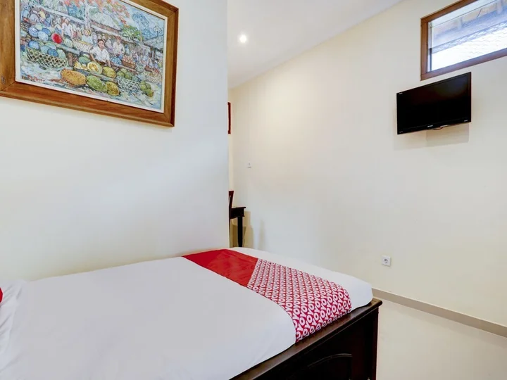 Табанан: Hotel Astiti Graha Tanah Lot by OYO Rooms