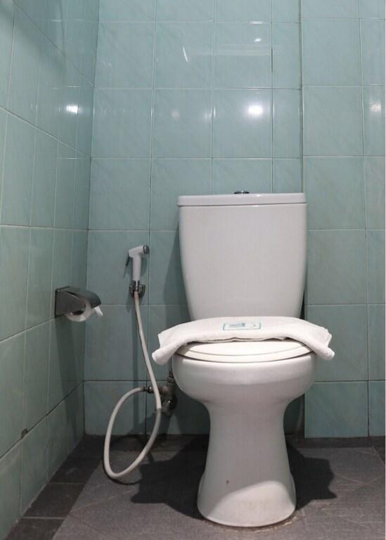 Пеканбару: Mona Plaza Hotel By OYO Rooms