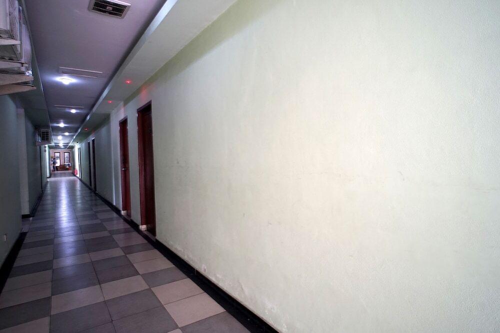 Баликпапан: Bandara Hotel Balikpapan by OYO Rooms