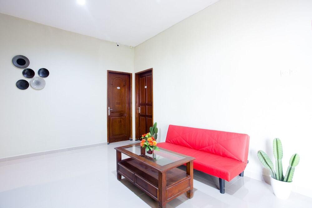 Семаранг: Safara Guesthouse Syariah by Oyo Rooms