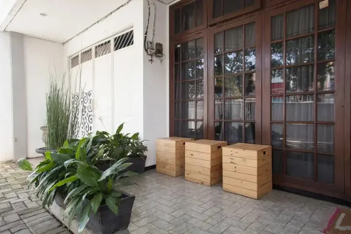 Маланг: Asri Homestay Syariah by RedDoorz