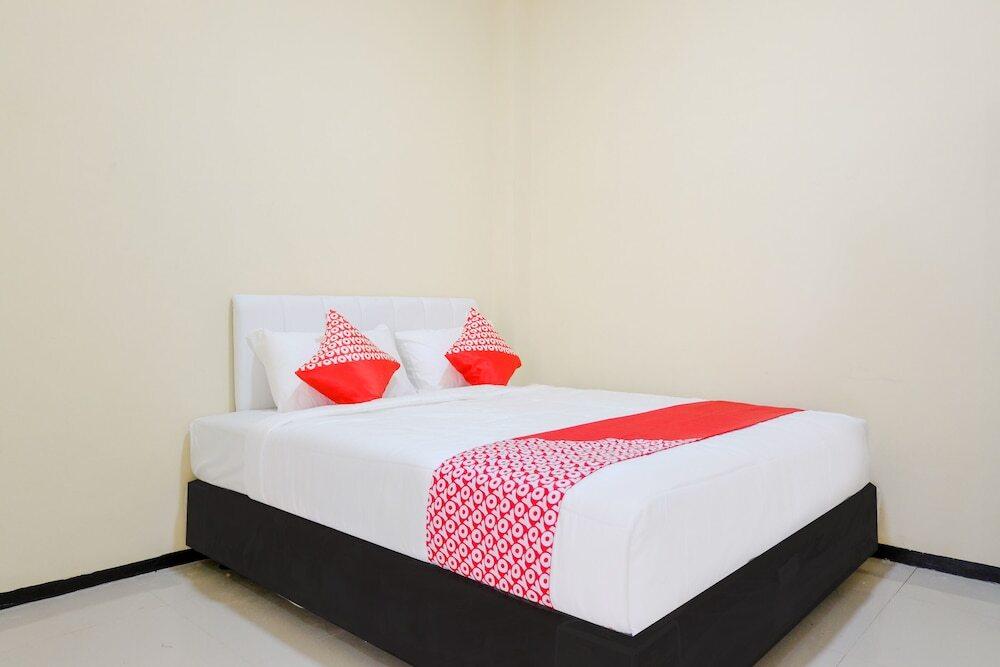 Маланг: Sm House by OYO Rooms