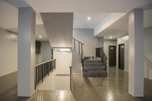 Медан: Reddoorz Plus Near Maimun Palace 2 Medan