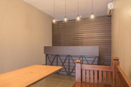 Медан: Reddoorz Plus Near Maimun Palace 2 Medan