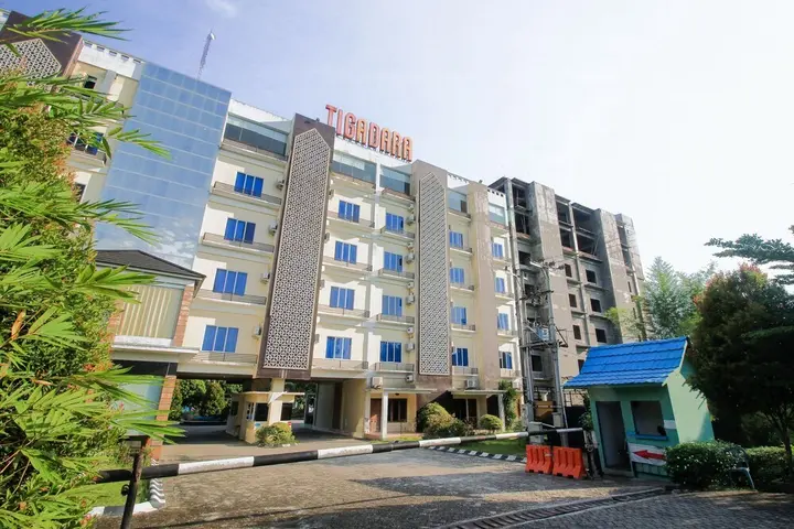 Пеканбару: Tiga Dara Kampung Wisata Hotel & Resor by OYO Rooms