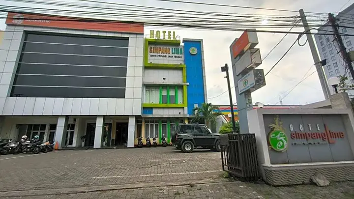 Семаранг: Airy Eco Simpang Lima Ahmad Yani 153 Semarang