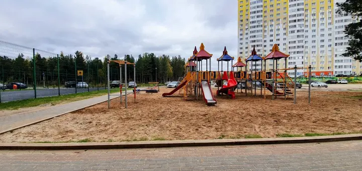 Сургут: Квартира 2-комнатная на Усольцева