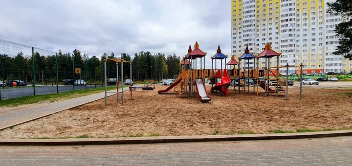 Сургут: Квартира 2-комнатная на Усольцева