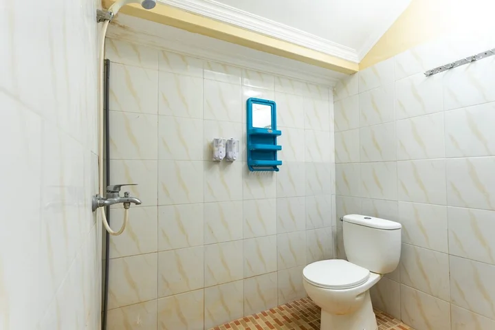 Маланг: Kost Omah Bratan by RedDoorz
