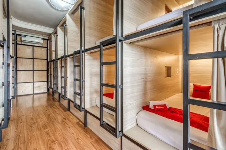 Джокьякарта: Sugeng Rawuh Aliya Hostel by RedDoorz