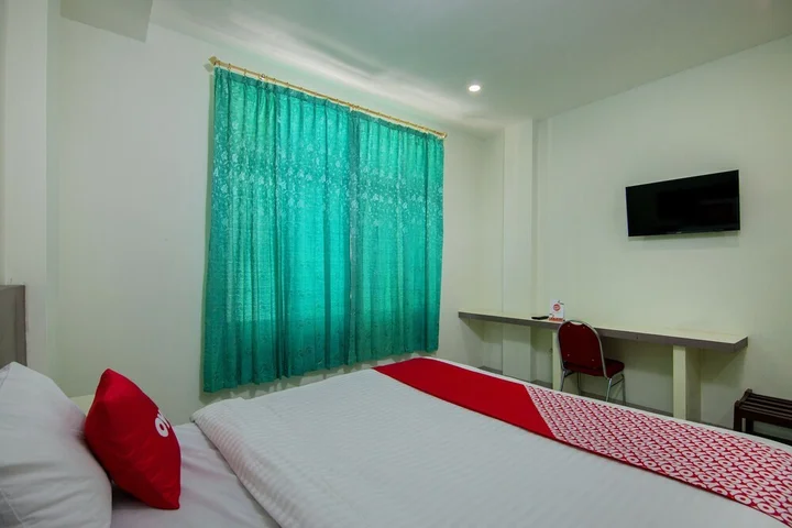 Озеро Тоба: Wisata Hotel by OYO Rooms