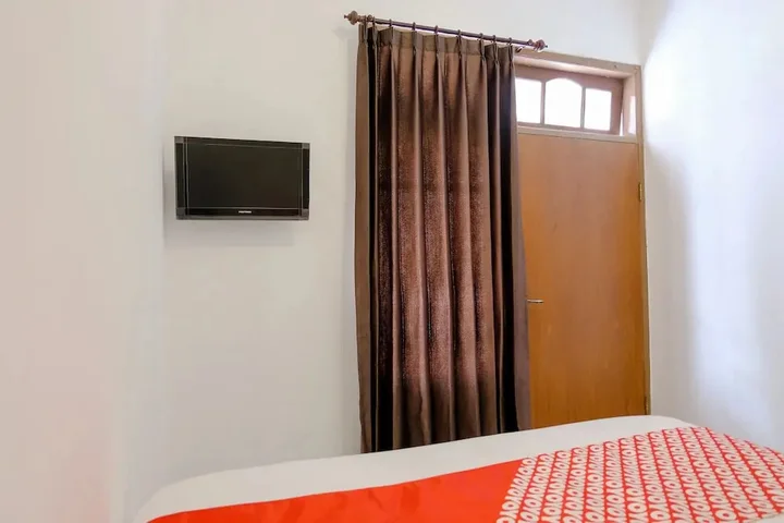 Маланг: Kina Family Residence by OYO Rooms