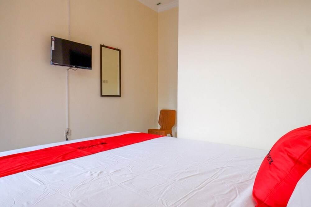 Meotel Purwokerto by RedDoorz — фото 6