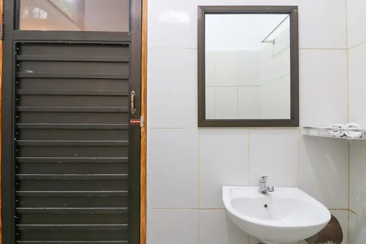 Сингападу Калер: Men Bebas Residence by OYO Rooms