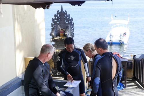 Тембок: Teluk Karang Dive & Spa Resort