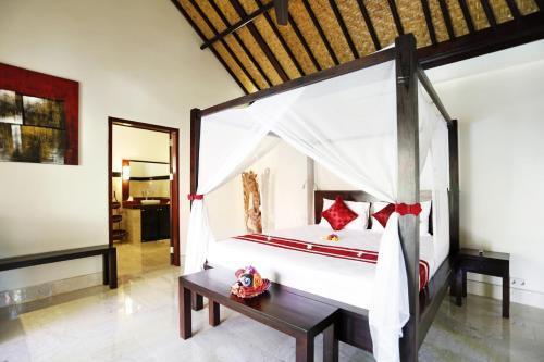 Teluk Karang Dive & Spa Resort — фото 2