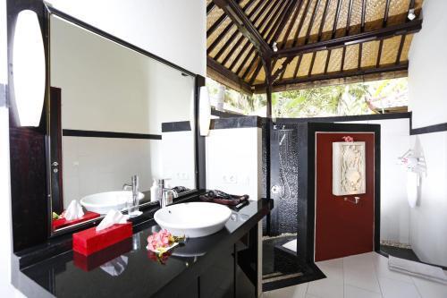 Тембок: Teluk Karang Dive & Spa Resort