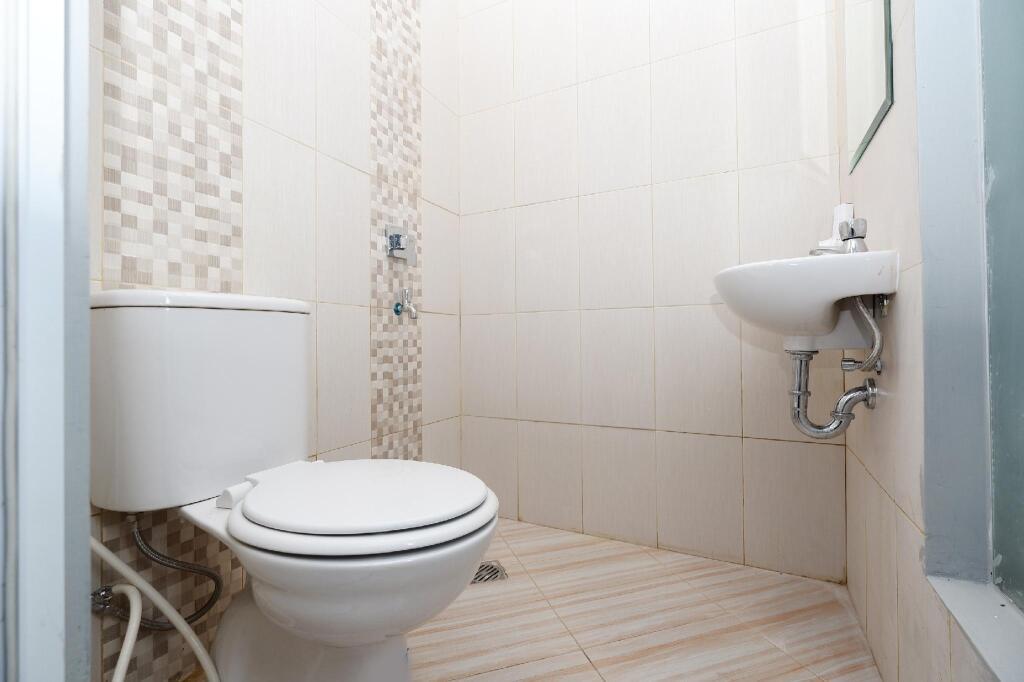 Семаранг: Kars Inn Semarang by Oyo Rooms