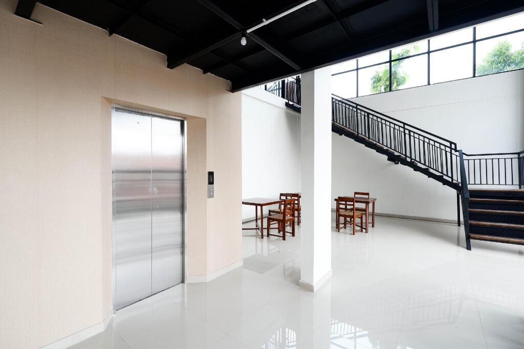 Семаранг: Kars Inn Semarang by Oyo Rooms