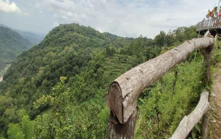 Батуретно: Dempak Indah Camp and Resort