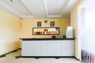 Пеканбару: Hotel Intan by OYO