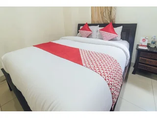 Амбон: Sakinah Grand Soabali Hotel by OYO Rooms